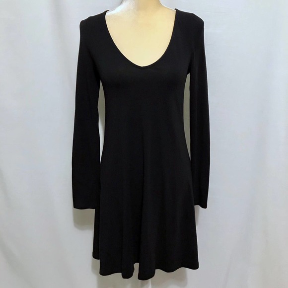 ❌SOLD❌ Express Black Long Sleeves Dress Women S - Picture 2 of 10